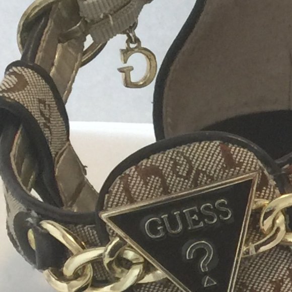 GUESS SIGNATURE SANDALS - Picture 5 of 5